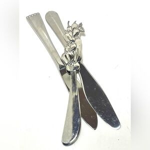 NWT set of Three Stainless Steel Spreaders.